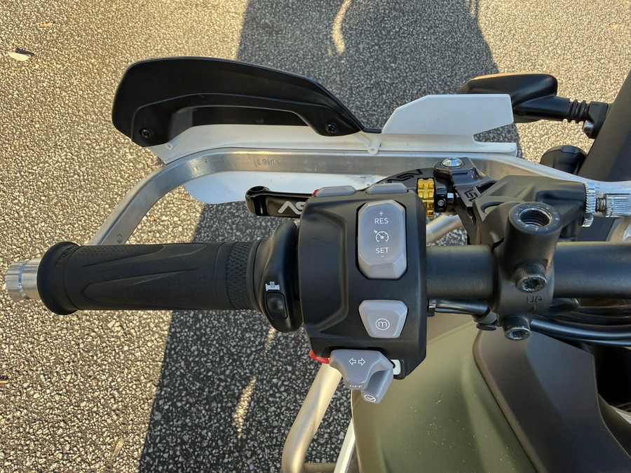 2024 Triumph Tiger 900 Rally Pro