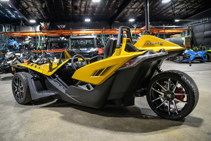 2024 Polaris Slingshot® Slingshot® R AutoDrive Gold Rush