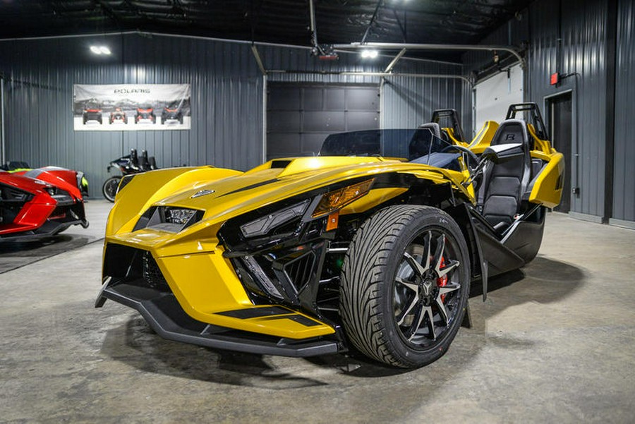 2024 Polaris Slingshot® Slingshot® R AutoDrive Gold Rush