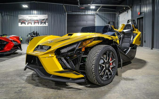 2024 Polaris Slingshot® Slingshot® R AutoDrive Gold Rush