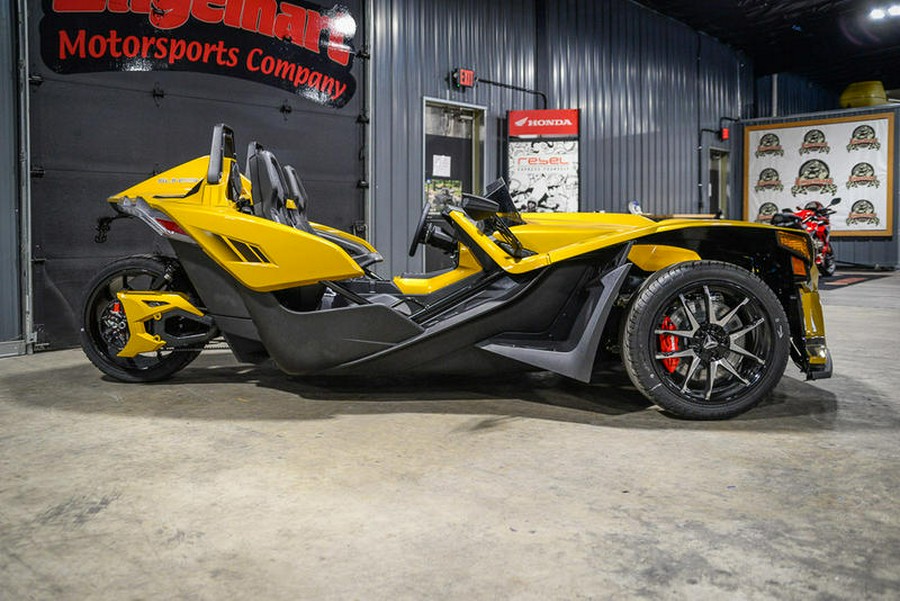 2024 Polaris Slingshot® Slingshot® R AutoDrive Gold Rush