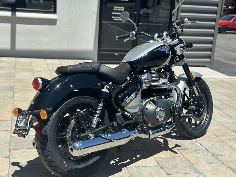 2024 Royal Enfield Super Meteor 650 Interstellar Grey