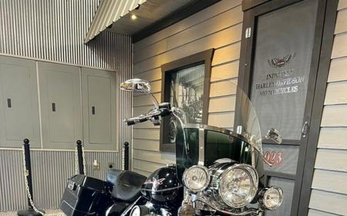 2009 Harley-Davidson® FLHR - Road King®