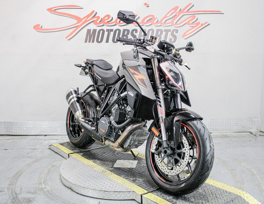2017 KTM 1290 Super Duke R