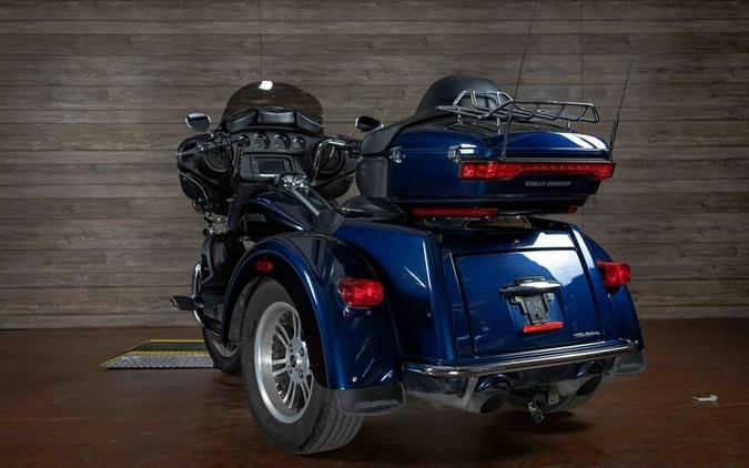 2014 FLHTCUTG - Tri Glide® Ultra - Harley-Davidson®