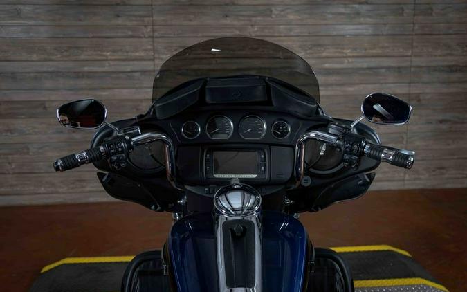 2014 FLHTCUTG - Tri Glide® Ultra - Harley-Davidson®