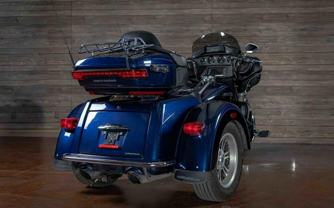 2014 FLHTCUTG - Tri Glide® Ultra - Harley-Davidson®