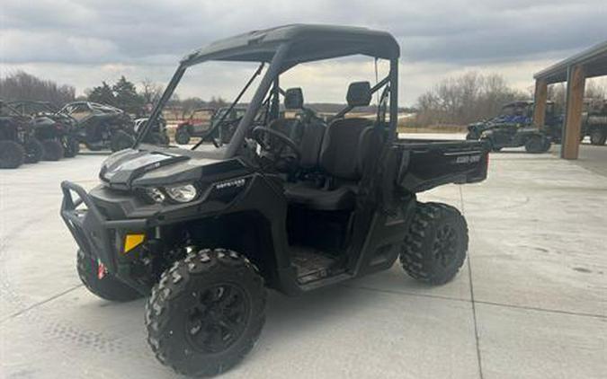 2024 Can-Am Defender XT HD9