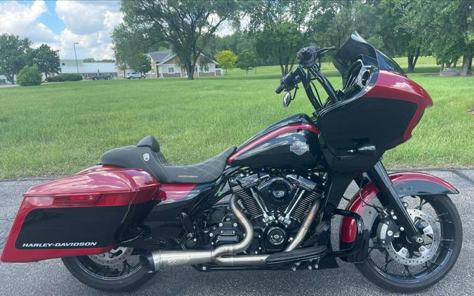 2021 Harley-Davidson Road Glide Special Billiard Red/Vivid Black