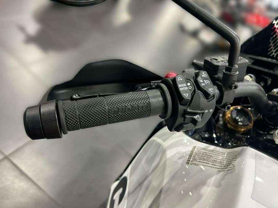 2025 Ducati DESERTX RALLY