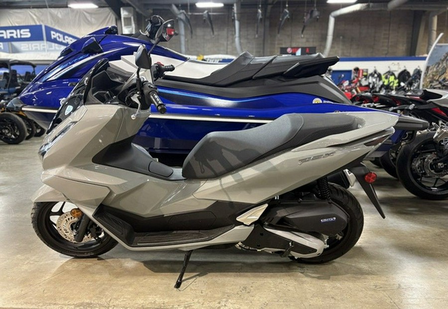2025 Honda PCX