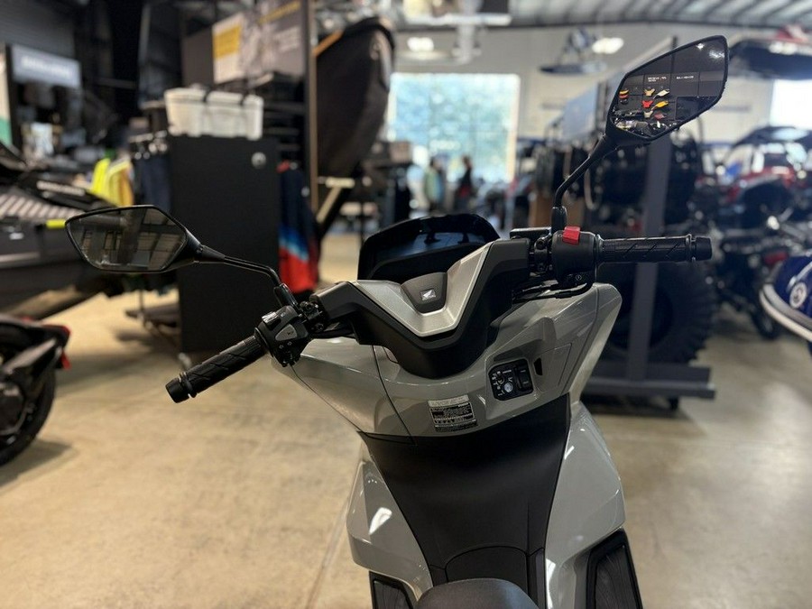 2025 Honda PCX - PCX160AS