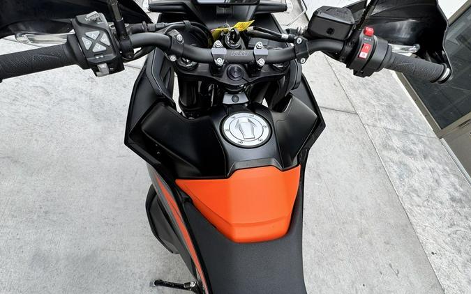 2023 KTM 890 Adventure