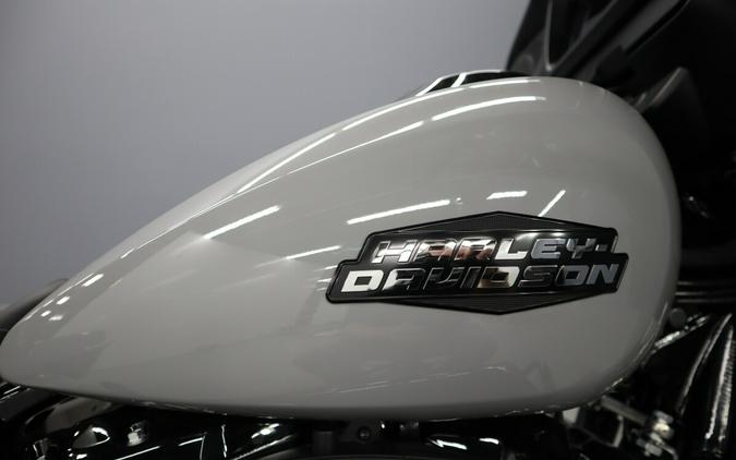 2025 Harley-Davidson Street Glide FLHX