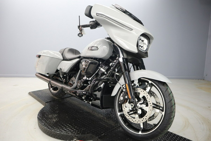 2025 Harley-Davidson Street Glide FLHX