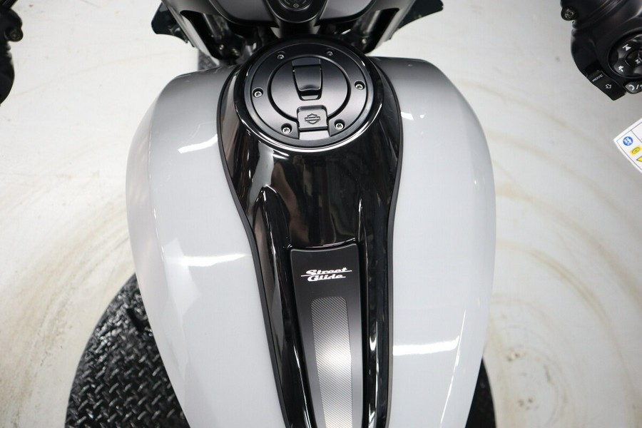2025 Harley-Davidson Street Glide FLHX