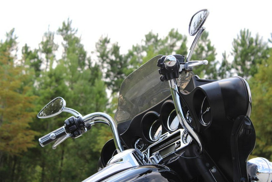 2013 Harley-Davidson® FLHTCU - Electra Glide® Ultra Classic®