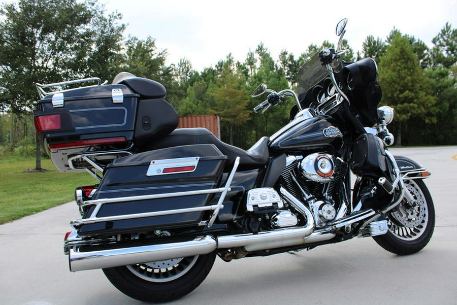 2013 Harley-Davidson® FLHTCU - Electra Glide® Ultra Classic®