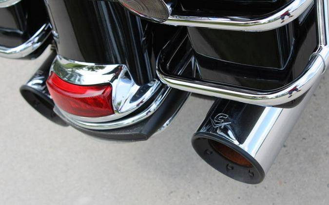 2013 Harley-Davidson® FLHTCU - Electra Glide® Ultra Classic®