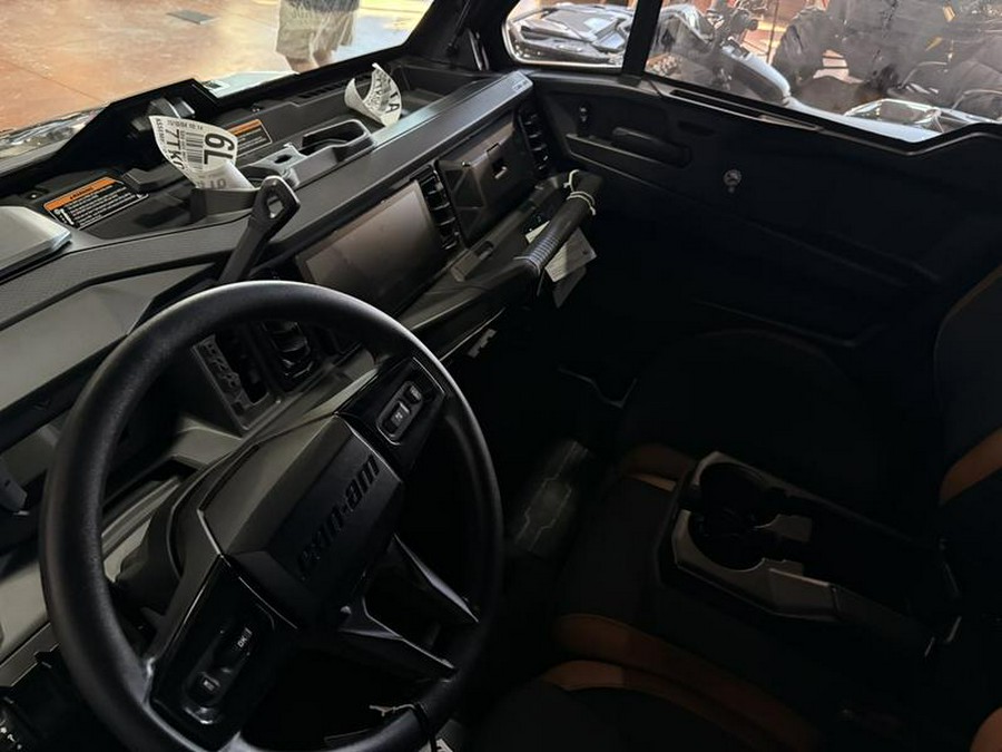 2026 Can-Am® Defender MAX LONE STAR CAB HD11