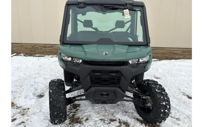 2026 Can-Am SSV DEF DPSCAB 65 HD9