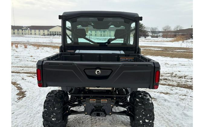 2026 Can-Am SSV DEF DPSCAB 65 HD9