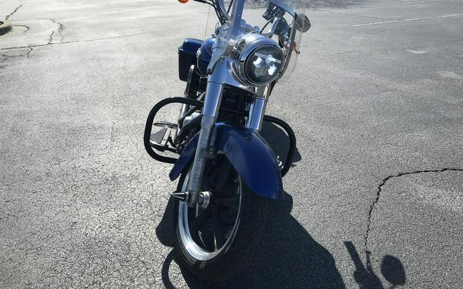 2015 Harley-Davidson® FLD - Dyna® Switchback™