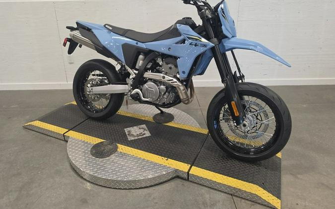 2026 Suzuki DR-Z 4SM