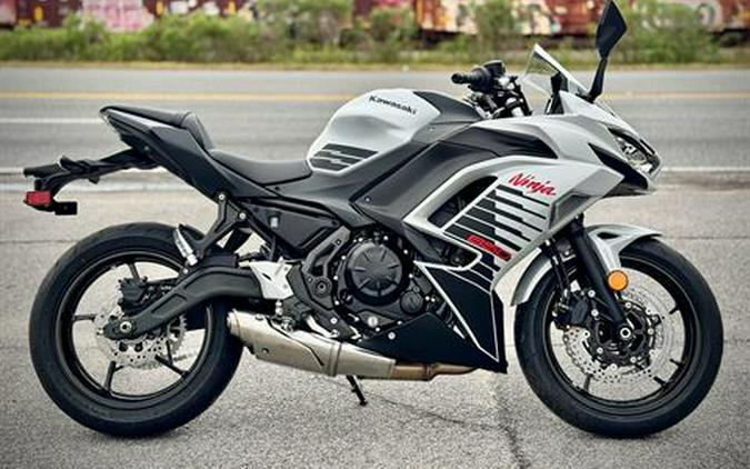 2026 Kawasaki Ninja® 650 ABS