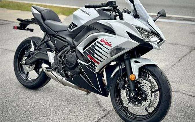 2026 Kawasaki Ninja® 650 ABS