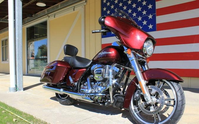 2015 Harley-Davidson® FLHX - Street Glide®
