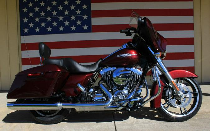 2015 Harley-Davidson® FLHX - Street Glide®