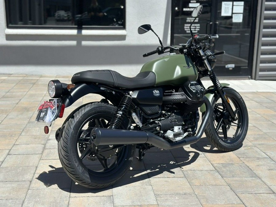 2024 Moto Guzzi V7 Stone