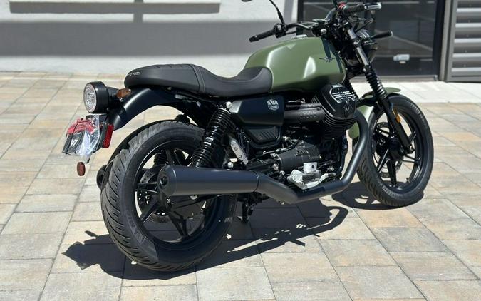 2024 Moto Guzzi V7 Stone