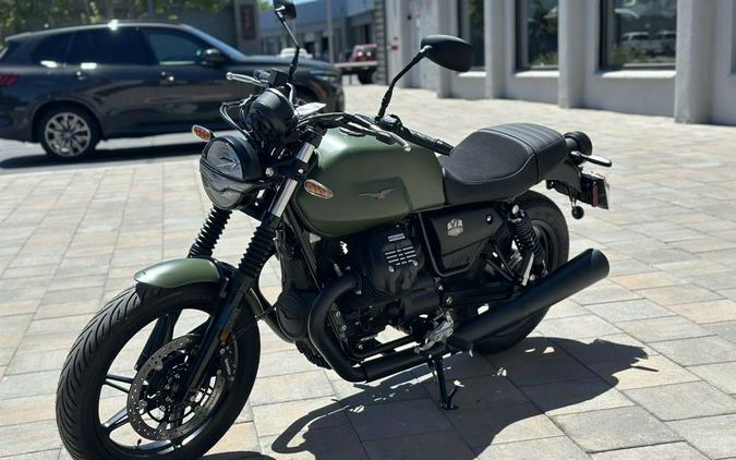 2024 Moto Guzzi V7 Stone