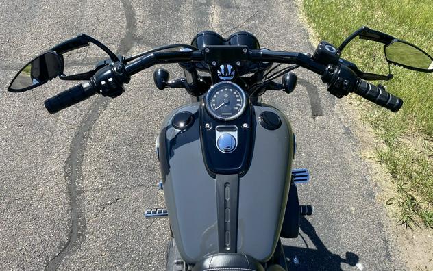 2015 Harley-Davidson Fat Bob Billiard Gray