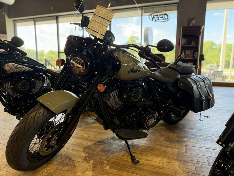 2025 Indian Super Chief Dark Horse Moss Green