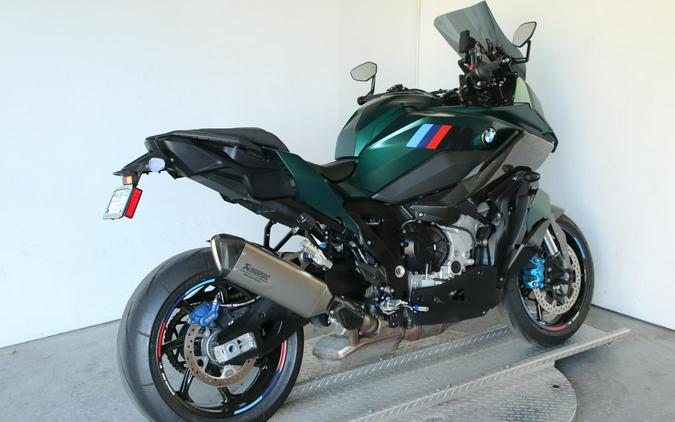 2026 BMW Motorrad M 1000 XR