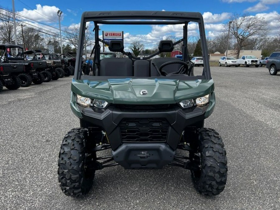 2024 Can-Am® Defender DPS HD7 Tundra Green