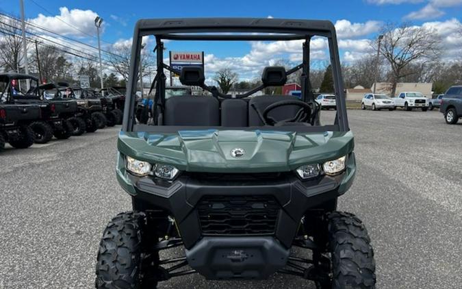 2024 Can-Am® Defender DPS HD7 Tundra Green