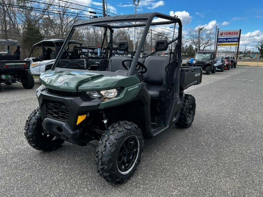 2024 Can-Am® Defender DPS HD7 Tundra Green