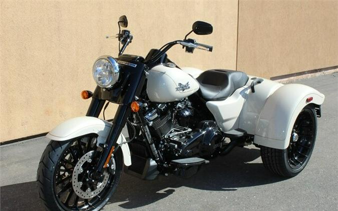 Harley-Davidson Freewheeler 2023 FLRT 84360807 WHITE SAND PRL