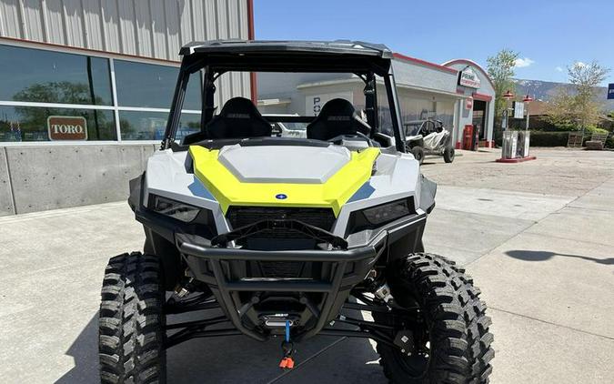 2024 Polaris® GENERAL XP 1000 SPORT - GHOST GRAY Sport