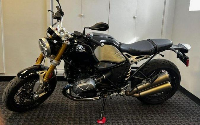 New 2023 BMW RNINET Motorcycle in Kansas City, MO