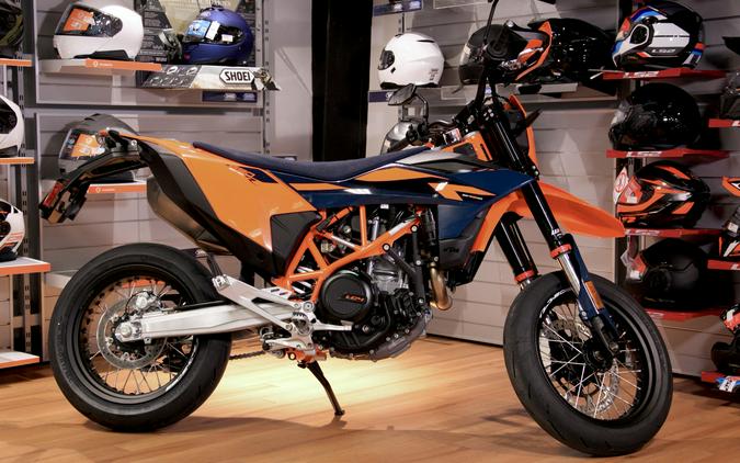 2026 KTM 690 SMCR