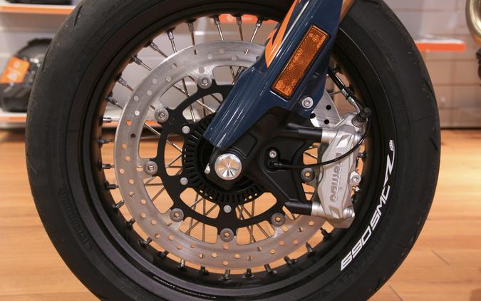 2026 KTM 690 SMCR