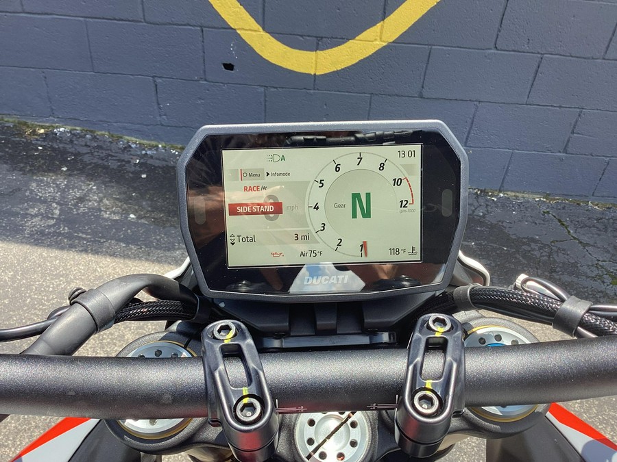 2026 Ducati Hypermotard V2 SP
