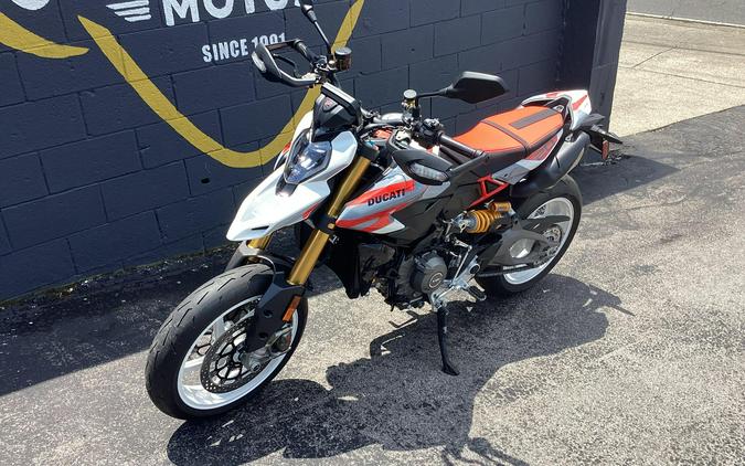 2026 Ducati Hypermotard V2 SP