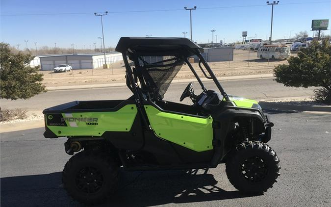 2023 Honda Pioneer 1000 Deluxe