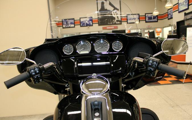 New 2024 Harley-Davidson Tri Glide Ultra FLHTCUTG Trike For Sale In Miami, Florida